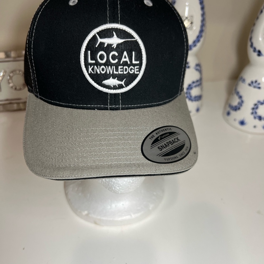 The Classic Black Snap back trucker Hat